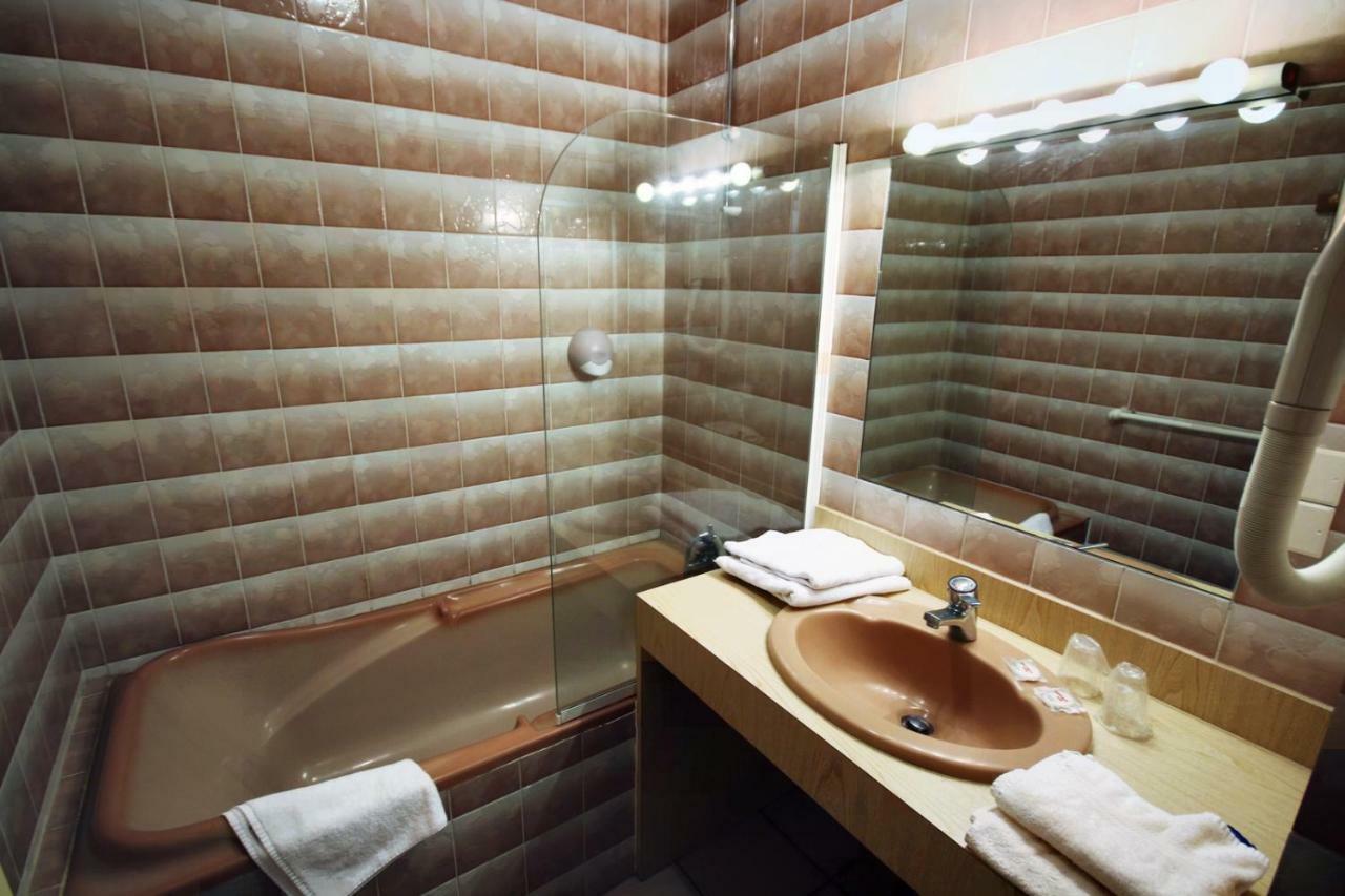 Les Messageries Hotel Saint-Flour  Værelse billede