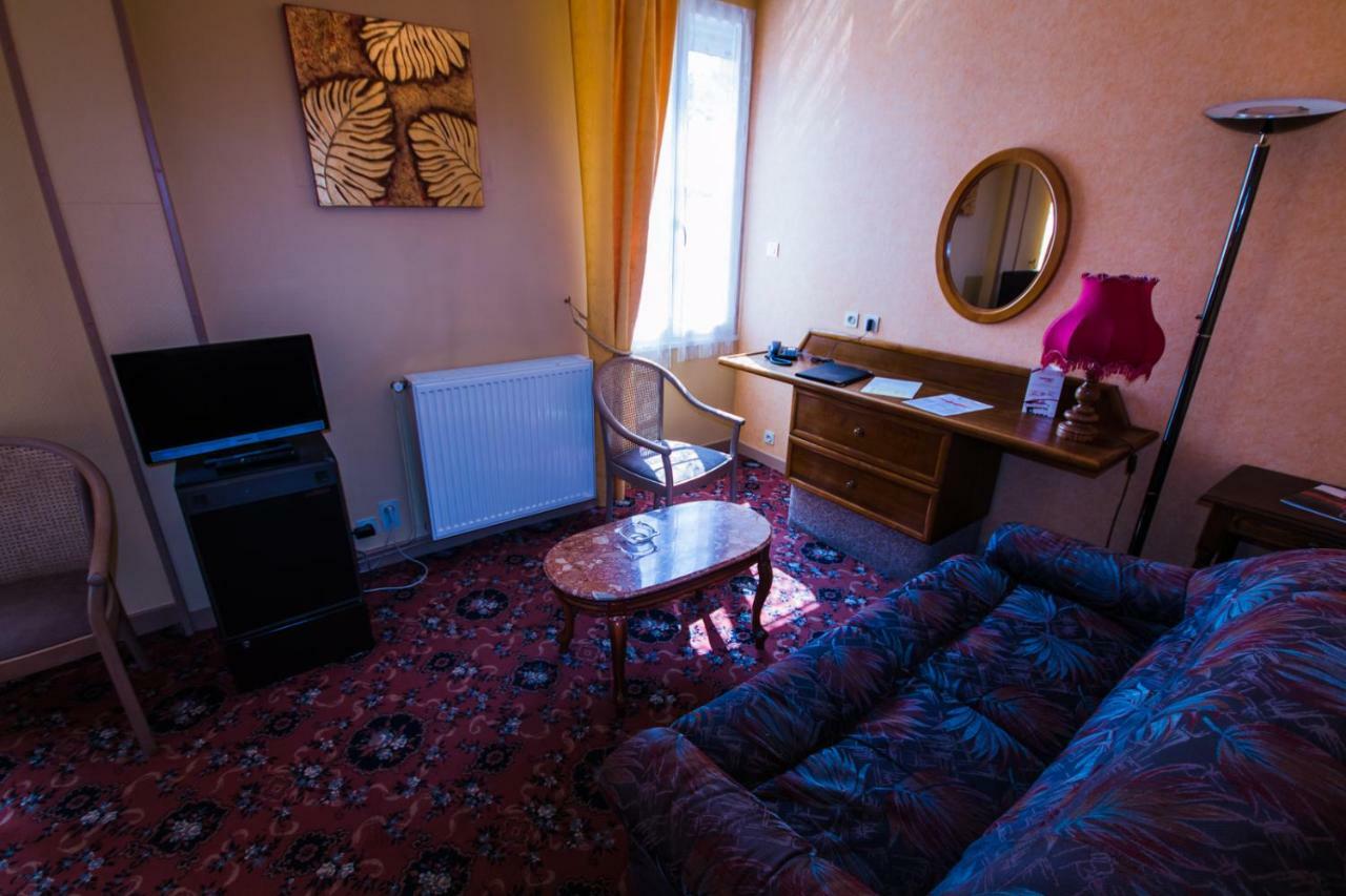 Les Messageries Hotel Saint-Flour  Eksteriør billede